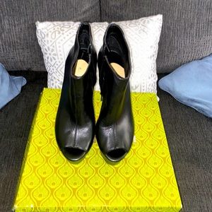 Gianni Bini open toe boots - Never worn